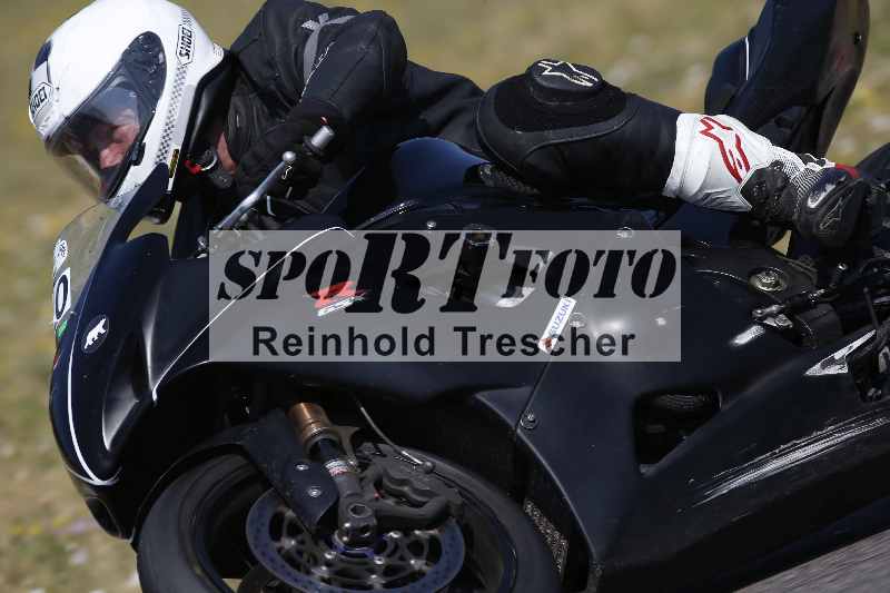 /Archiv-2023/28 05.06.2023 Moto Club Anneau du Rhin/vert-medium/10